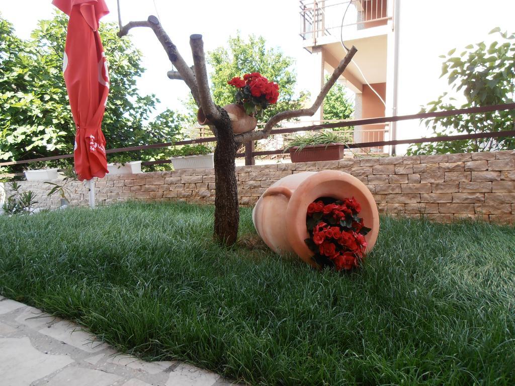 Villa Dijana 2 Malinska Exterior foto